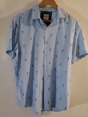 Men's Light Blue Short Sleeve Palm-Print Button Down Shirt